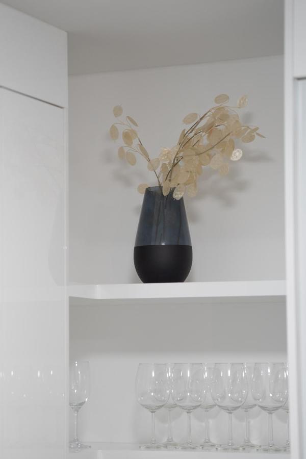 מאקרסקה Apartman Kim מראה חיצוני תמונה