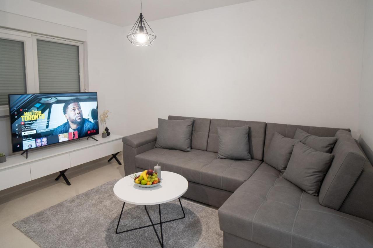 מאקרסקה Apartman Kim מראה חיצוני תמונה